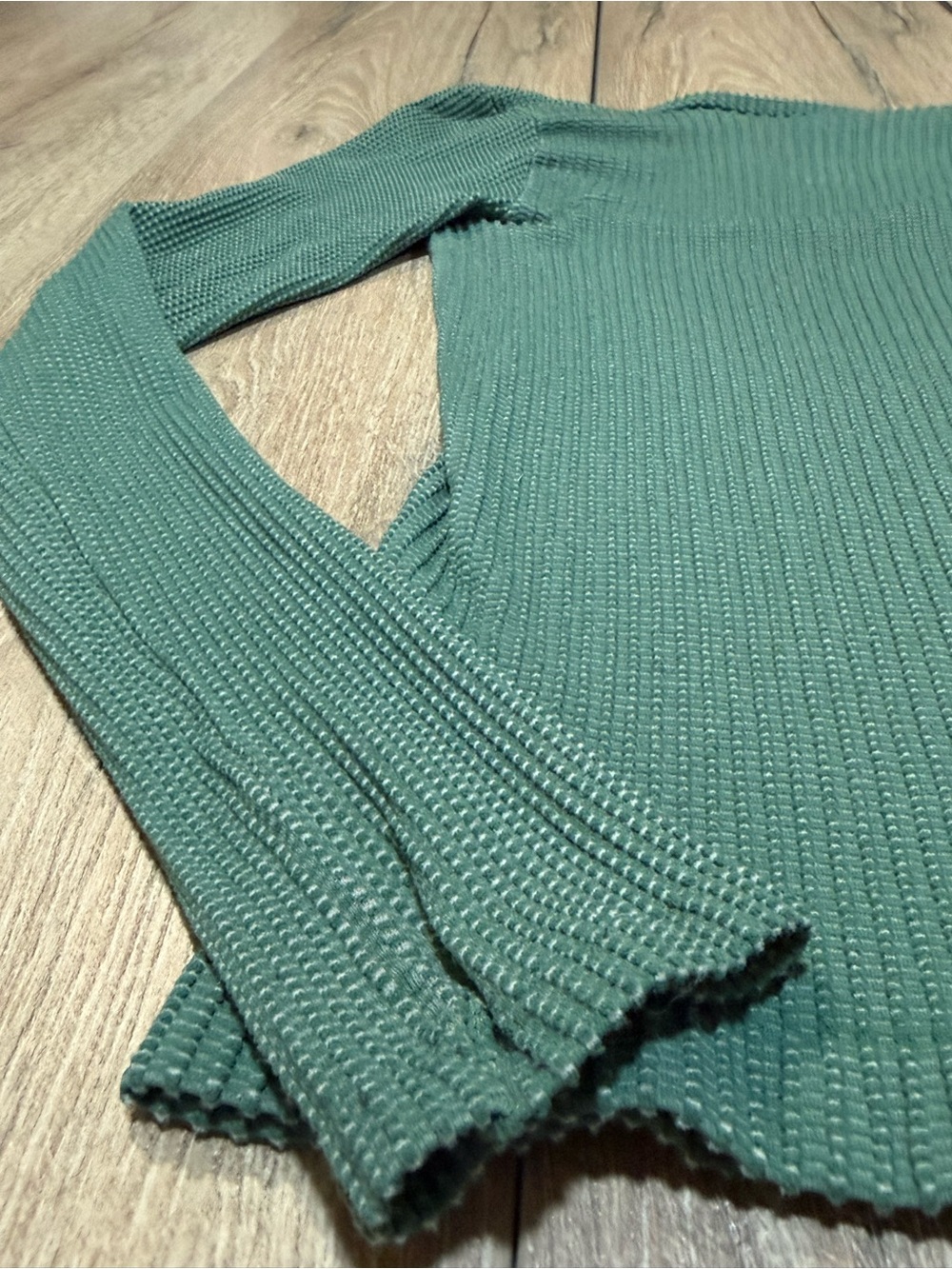 Free People Green Clean Slate Seamless Long Sleeve Layering Top XS/S - Picture 9 of 16